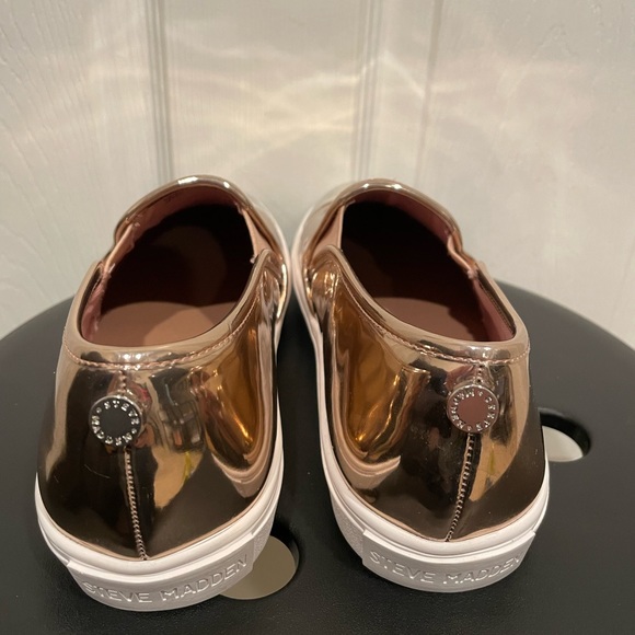 Steve Madden Metallic Sneakers Size 7 - Picture 5 of 8